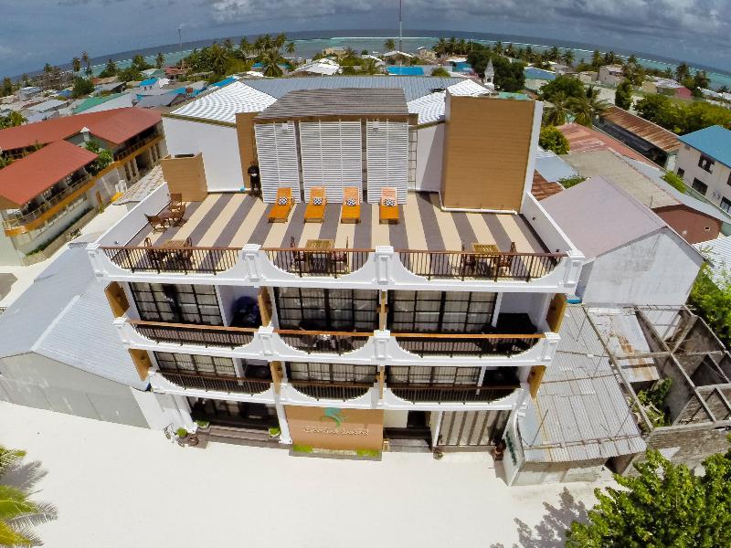 Crystal Sands Beach Hotel At مافوشي المظهر الخارجي الصورة