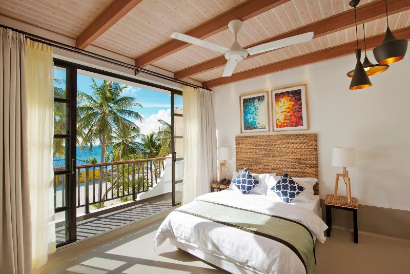 Crystal Sands Beach Hotel At مافوشي المظهر الخارجي الصورة