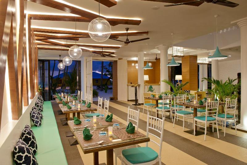 Crystal Sands Beach Hotel At مافوشي المظهر الخارجي الصورة